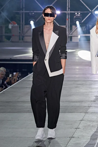 Look 93